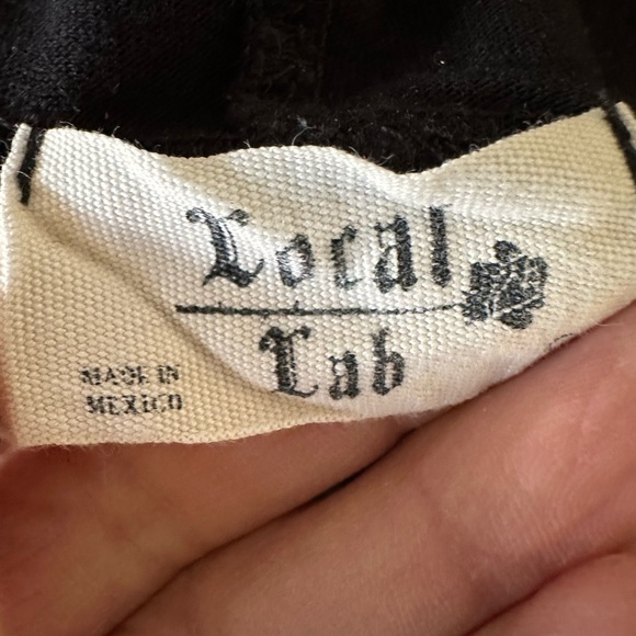 🛍️ Local Lab Cute Cropped hoodie with white straps great condition. - Picture 6 of 6